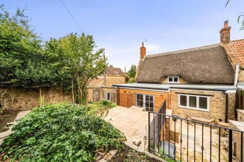 Rear Garden 2.jpg