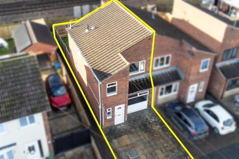 139 Galway Crescent Retford Drone Front Left.jpg