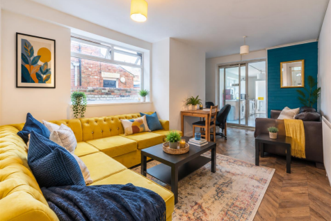 6 Bedroom Terraced in NE6 5HQ