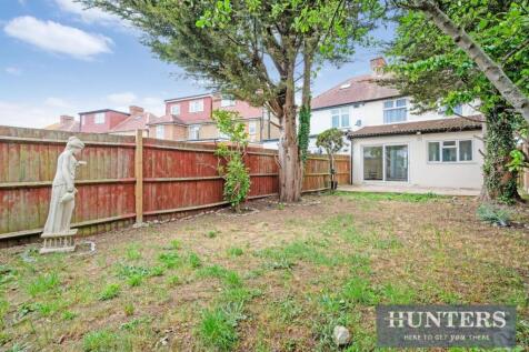 CHATSWORTH CRESCENT, -28.jpg