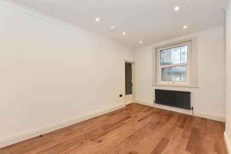 64 Queensway (7).JPG