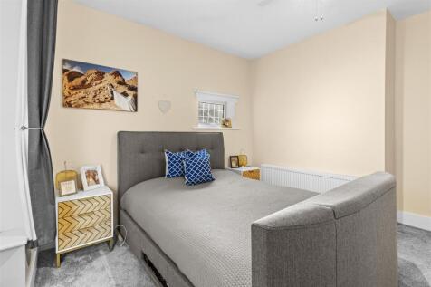 bedroom one #2.jpg