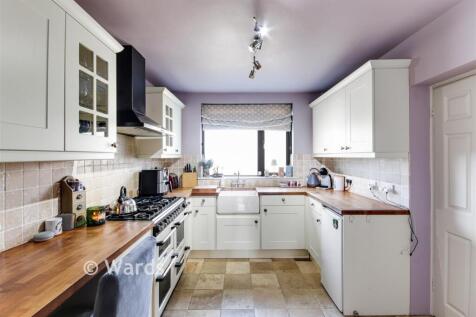 V Kitchen