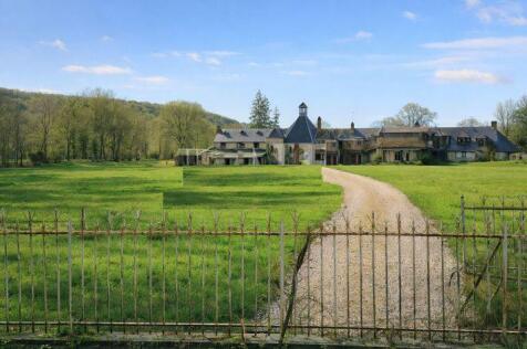 Property Image 1