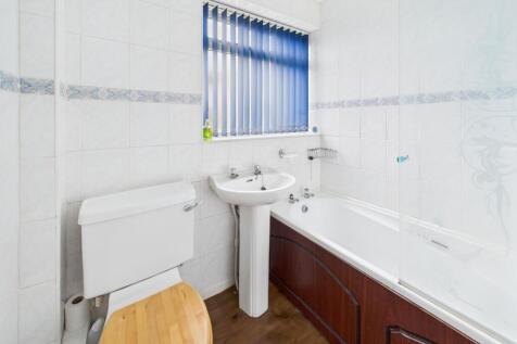 CAM02093G0-PR0055-STILL006