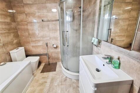 Bathroom/Shower Room