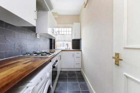 property in Sandmere Road,
Clapham, SW4