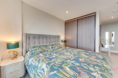 BEDROOMS AND BATHROOMS