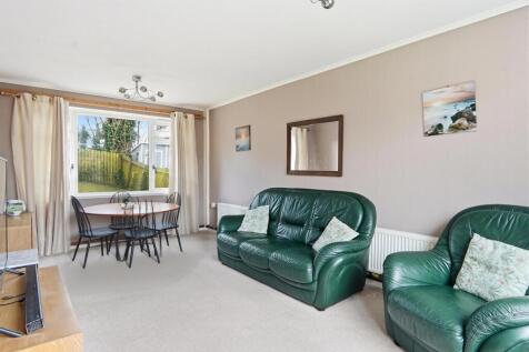 queenswooddrive018