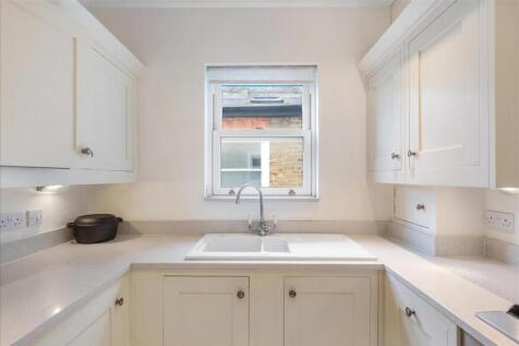 4 bed, 2 bath Apartment in birmingham - Photo 4