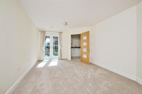 elmtreecourt-retirementliving-mccarthystone80highs