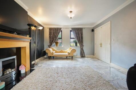 EweMove Estate Agents Scunthorpe - Living Room