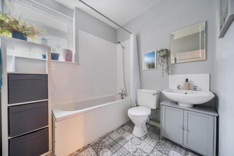 1387991-15-6942a9...