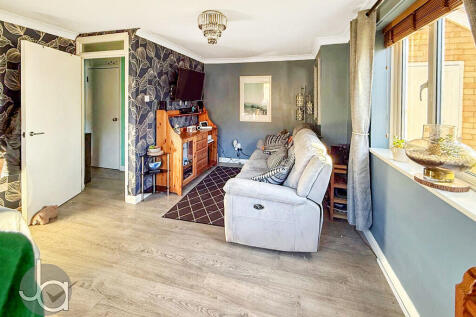 Photo 12-01-2025,...