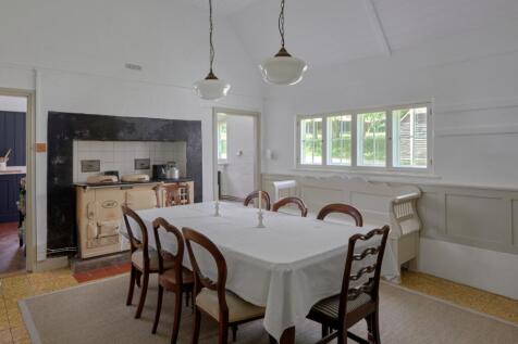 Dining To Kitchen