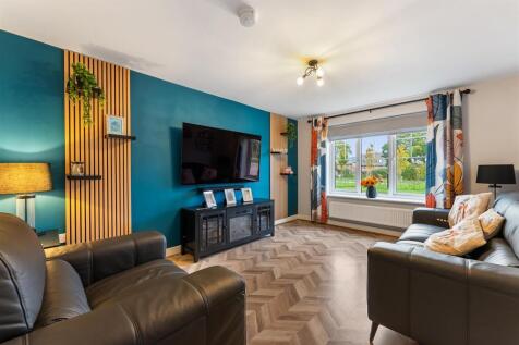 5 FOX CLUMP WAY-17.jpg
