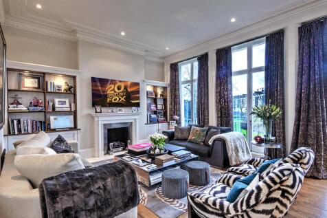 ********BRAND NEW EXCLUSIVE LISTING********* Rarely are we able to bring such a unique property to the market as we are with this four bedroom three bathroom Raised Ground floor and Garden apartment w