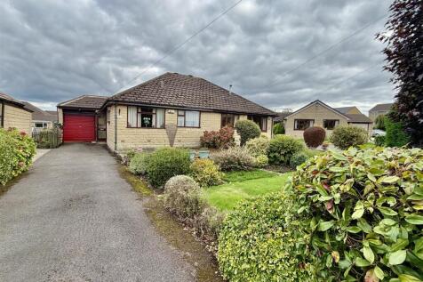 FRONT,DRIVEWAY & GARAGE