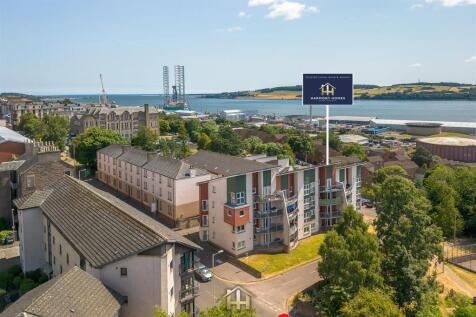 10 EDEN BANK DUNDEE DD4 6EN 030926 EDIT (1 of 23)