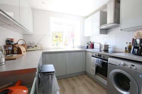Kitchen.JPG