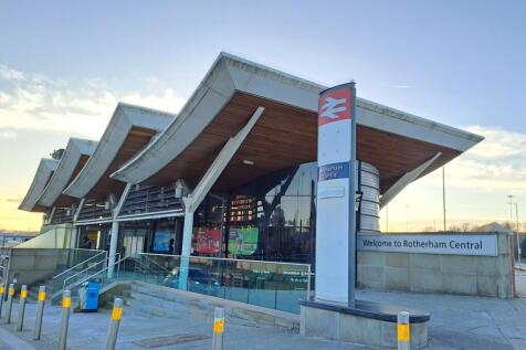 Retail Property (high street) to rent in upper whiston