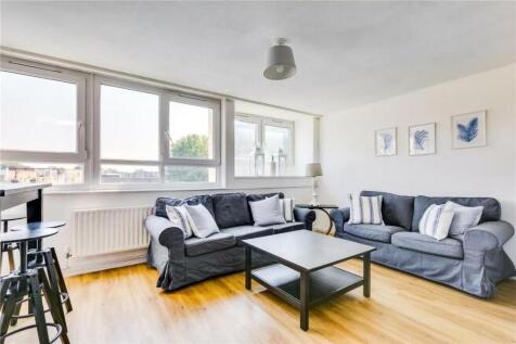 Gray’s Residential are delighted to present this well-presented four double bedroom split-level flat to rent in Battersea (SW11), ideally located on Yelverton Road at Badric Court, just moments from C