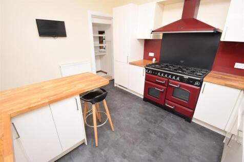 KITCHEN-BREAKFAST ROOM.JPG