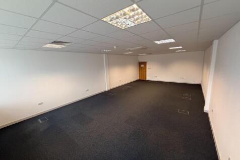 750 sqft office