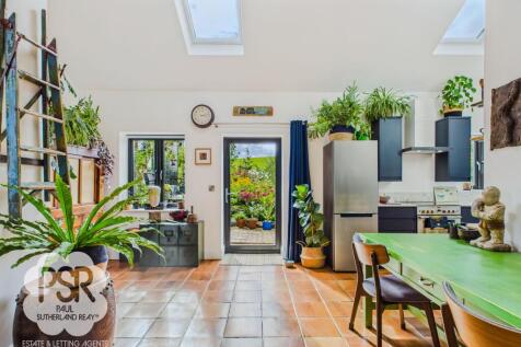 Open Plan Living Kitchen Area