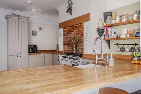 Open Plan Kitchen/ Dining/ Family Room
