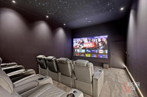 Dyke Road 77a - The One - 00013.jpg