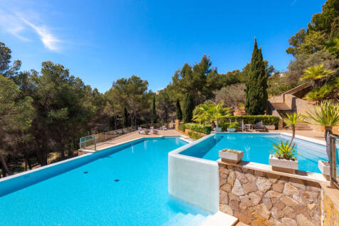 Penthouse with pool in Sol de Mallorca