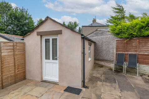 Outbuilding