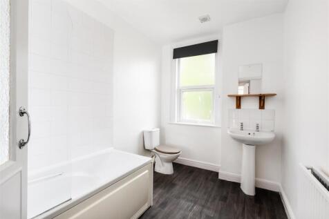 16 St Kildas Road-8.jpg