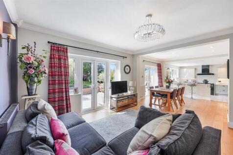 ALEXANDRA ROAD (1).jpg