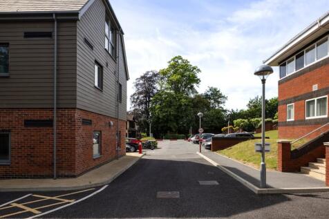 Spinnaker House First Floor External 9.jpg