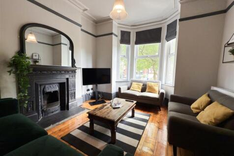 7 Bedroom Semi-Detached in M14 6BF