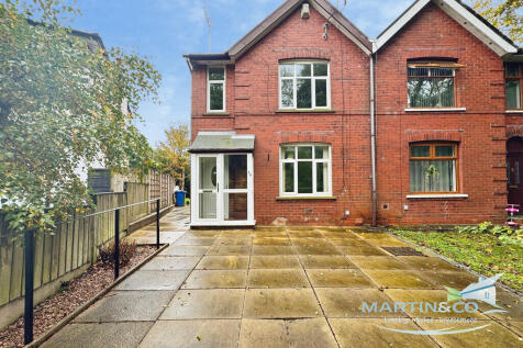 3 Bedroom Semi-Detached in OL12 7LF