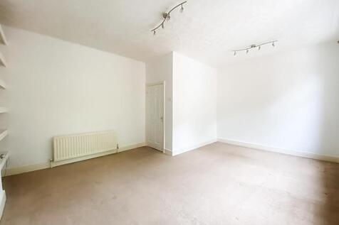 Lounge/ Dining Rooom