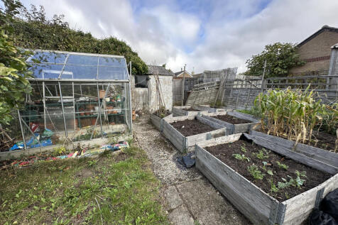 Photo 13-10-2025, 11 44 56