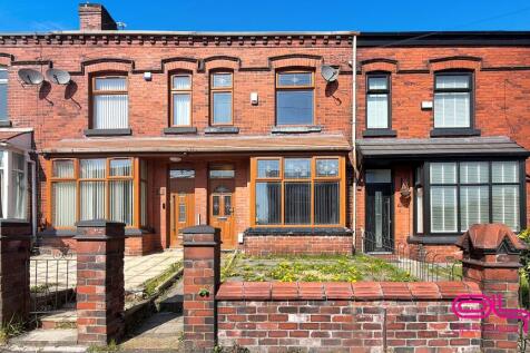 4 Bedroom Terraced in BL1 6NW