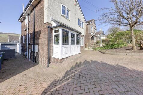 Driveway & Garage