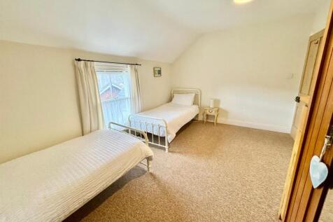 PHOTO-2025-09-08-20-05-32 (23).jpg