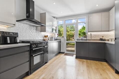 Brook Barn Way 20_008.jpg