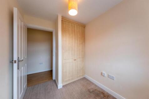 49 Arley Court-010.jpg