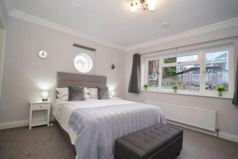 Swans Nest Bedroom