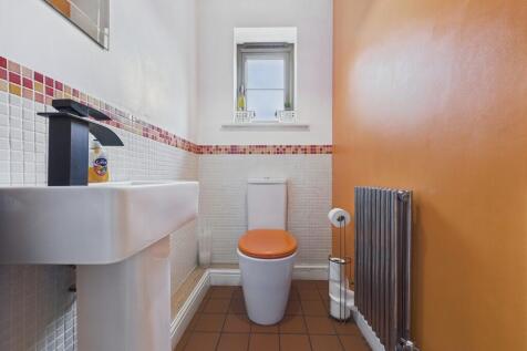 CAM04273G0-PR0175...