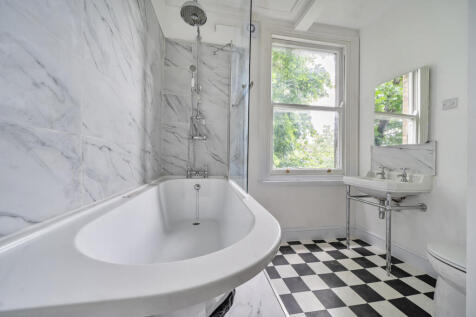 1298589-23-682f5d...