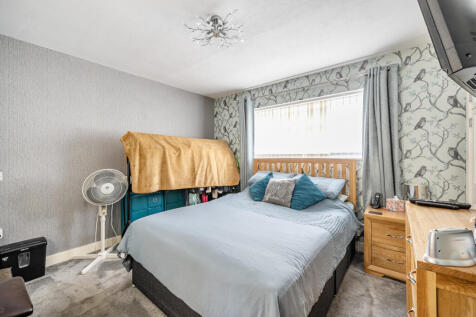 1329698-4-68824ba...