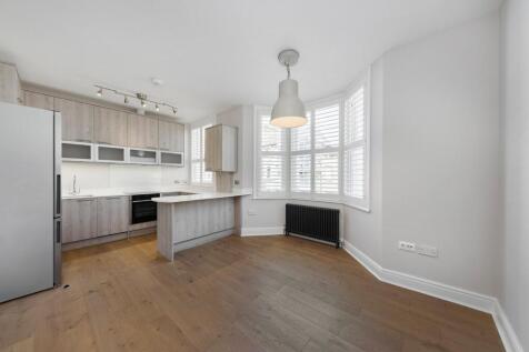 Kitchen/Reception